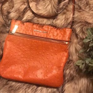 Michael Kors Flat Crossbody in Ostrich Orange